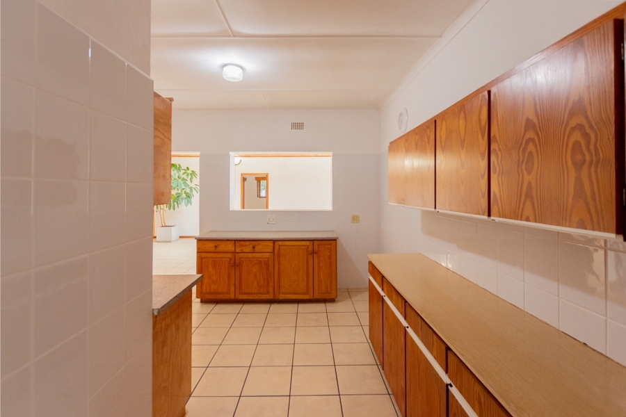 To Let 4 Bedroom Property for Rent in Dwarskersbos Western Cape